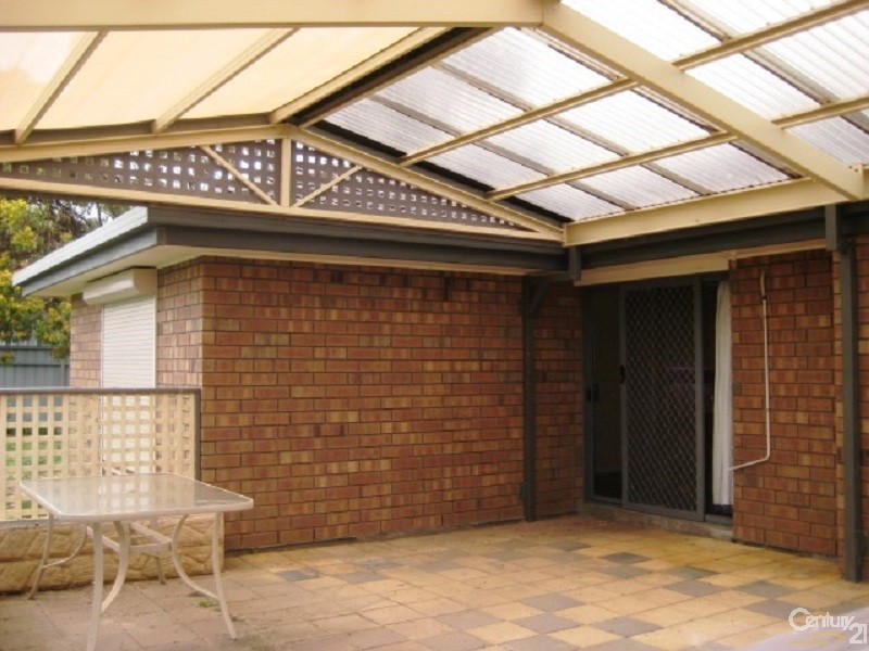 8 White Court, Aldinga Beach SA 5173