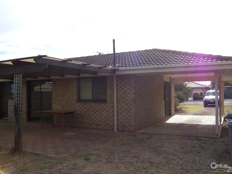 6 Humphrys Road, Aldinga Beach SA 5173