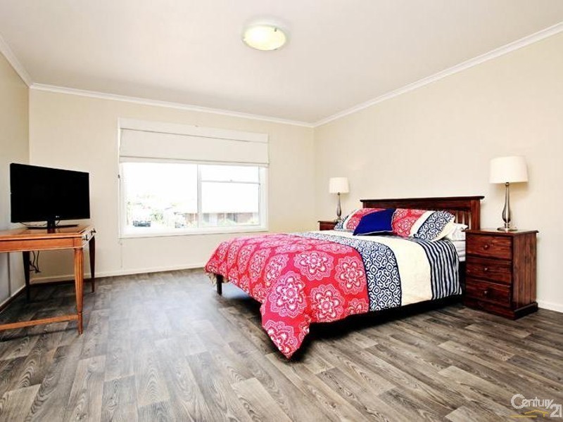 21 Vernon Crescent, Maslin Beach SA 5170