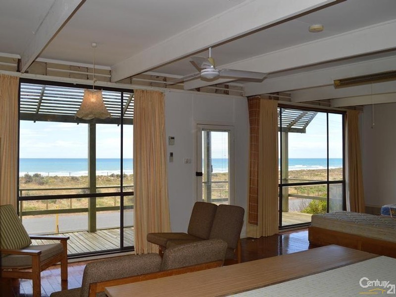 302 Esplanade, Aldinga Beach SA 5173