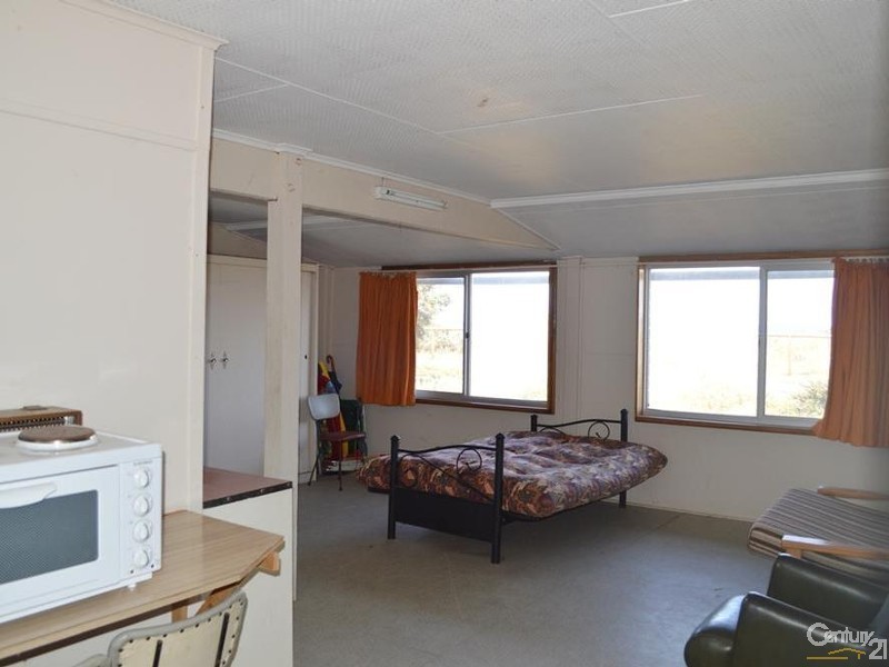 302 Esplanade, Aldinga Beach SA 5173