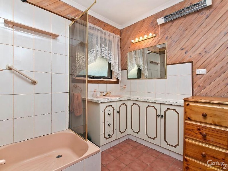 24 Symonds Street, Aldinga Beach SA 5173