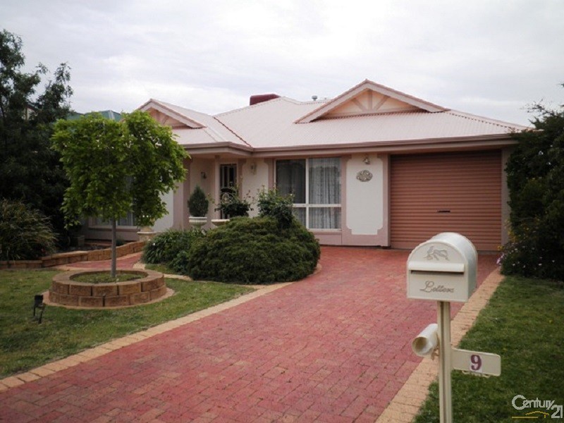 9 Aubrey Drive, Willunga SA 5172