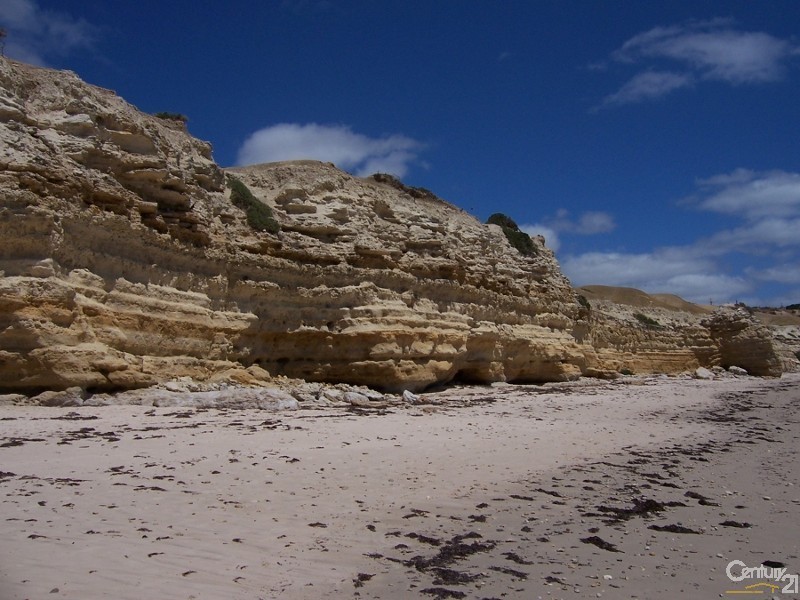 13 William Street, Port Willunga SA 5173