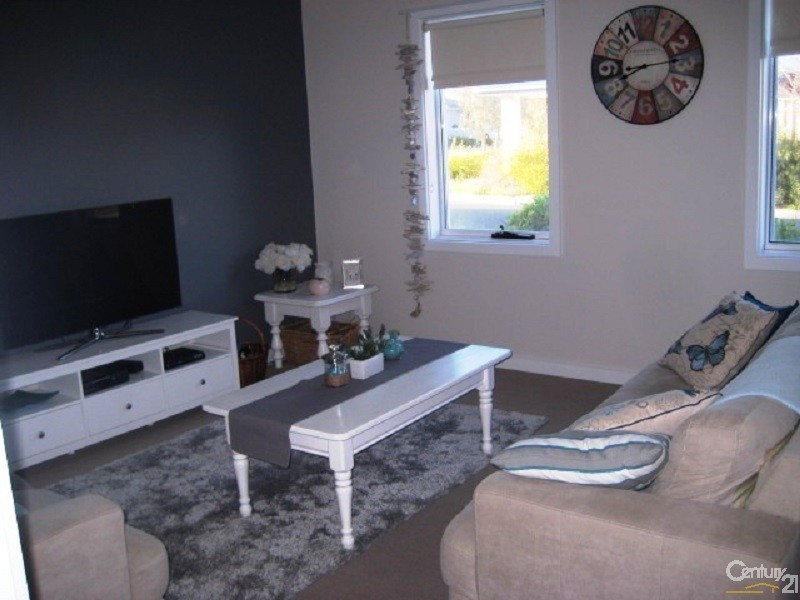 24 Grey Box Avenue, Noarlunga Centre SA 5168