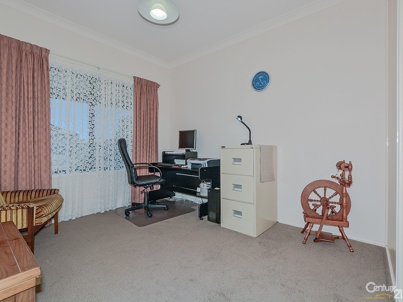 10 Harvey Crescent, Aldinga Beach SA 5173