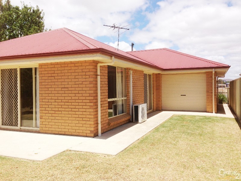 33A Hamilton Road, Aldinga Beach SA 5173