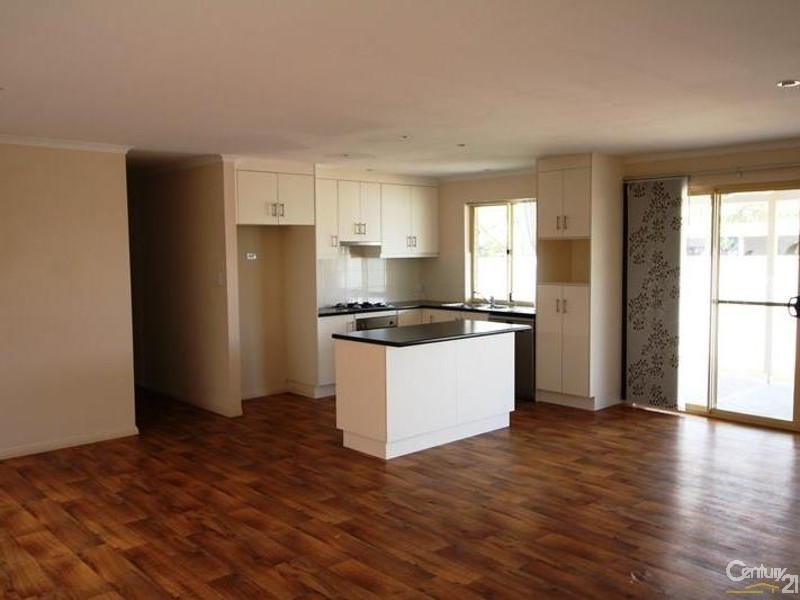 11A Thomas Street, Aldinga Beach SA 5173