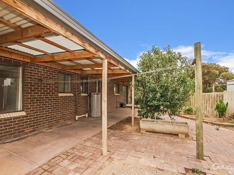 10 Lucerno Crescent, Sellicks Beach SA 5174