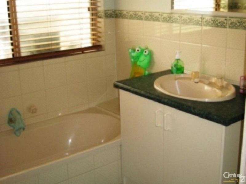 33 Lynton Terrace, Seaford SA 5169