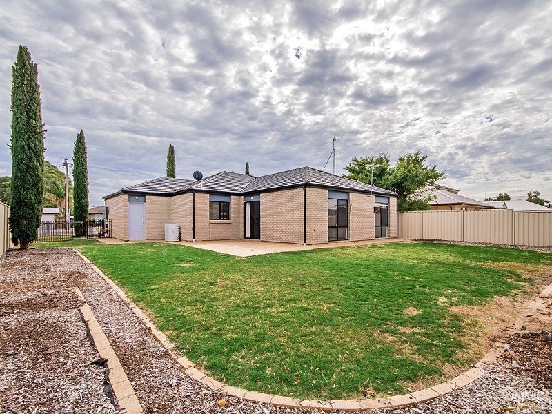 110 Quinliven Road, Aldinga Beach SA 5173