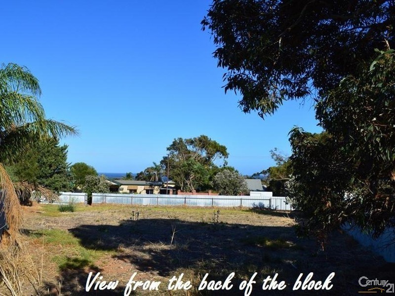 4 Cannes Drive, Sellicks Beach SA 5174