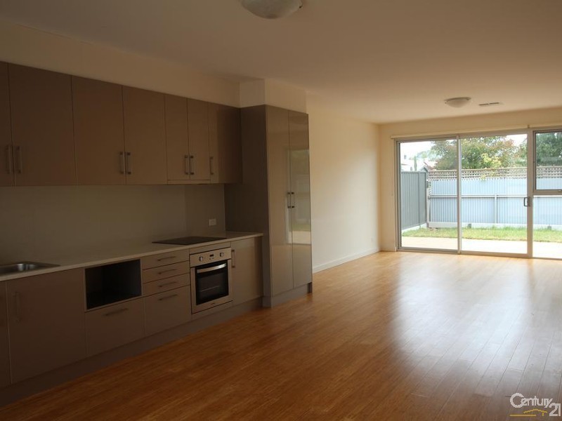 9 Falcon Street, Port Willunga SA 5173