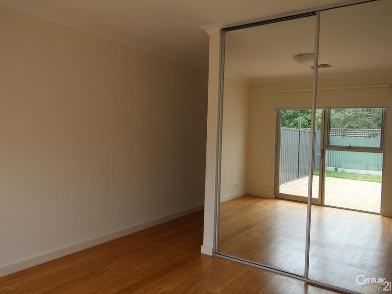 9 Falcon Street, Port Willunga SA 5173