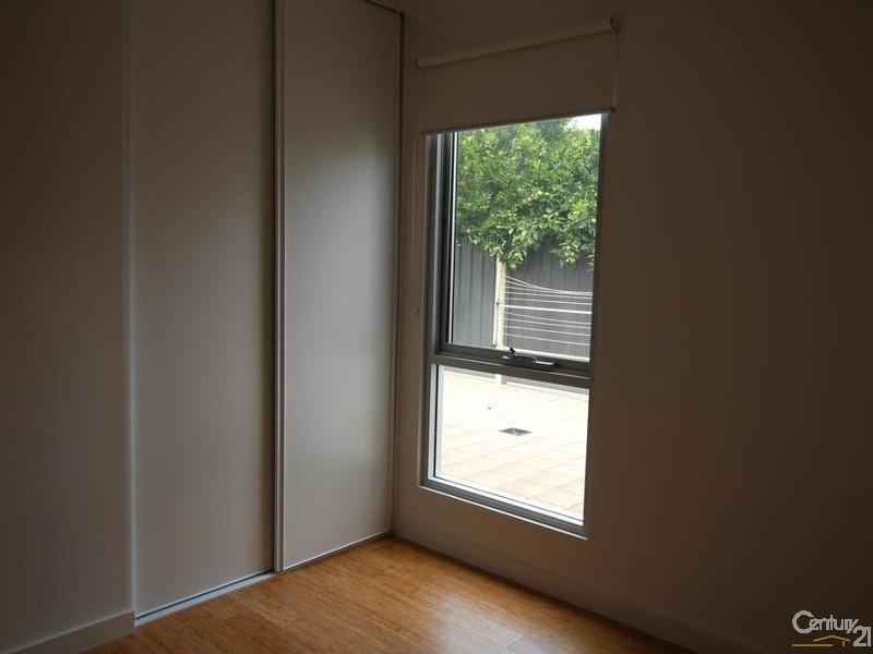 9 Falcon Street, Port Willunga SA 5173