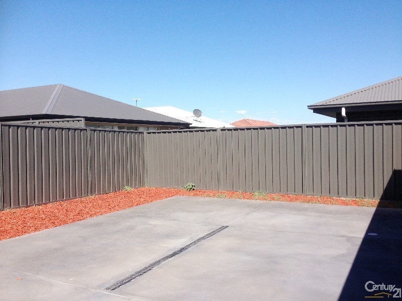 64 Lynton Terrace, Seaford SA 5169