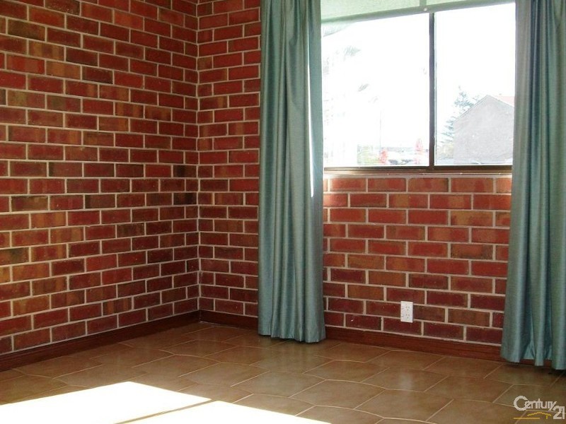 1/2 Warrigal Road, Aldinga Beach SA 5173