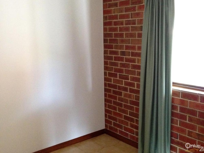 1/2 Warrigal Road, Aldinga Beach SA 5173