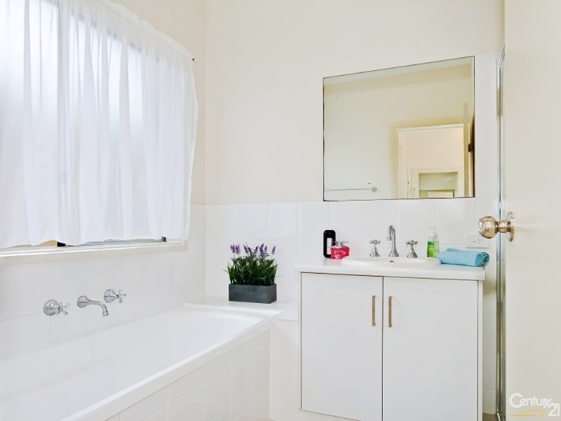 25 Dover Street, Aldinga Beach SA 5173