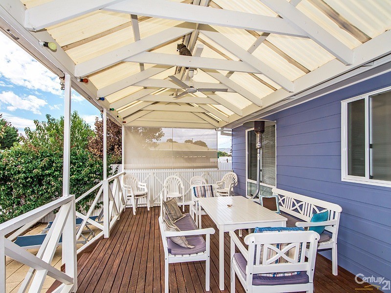 17 Hamilton Road, Aldinga Beach SA 5173