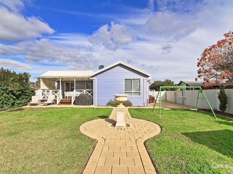 17 Hamilton Road, Aldinga Beach SA 5173