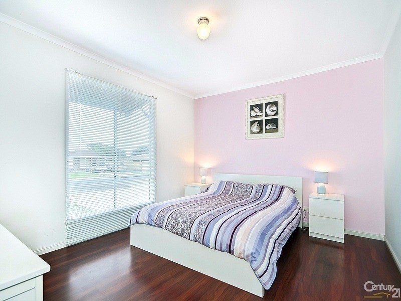 17 Hamilton Road, Aldinga Beach SA 5173