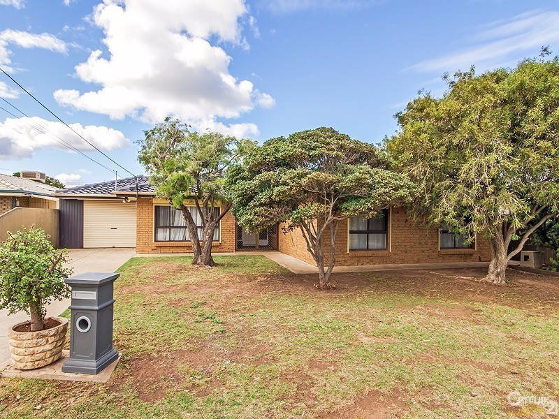 104 Albany Avenue, Port Noarlunga South SA 5167