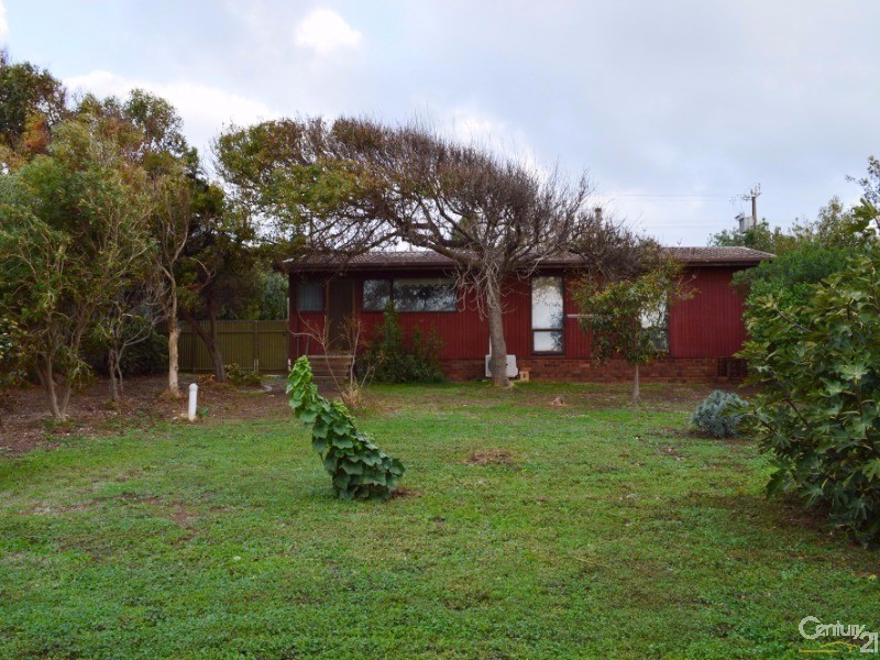 1 Robert Street, Sellicks Beach SA 5174