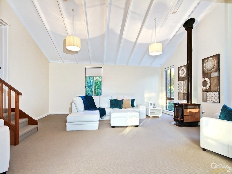 11 Caralue Street, Port Willunga SA 5173