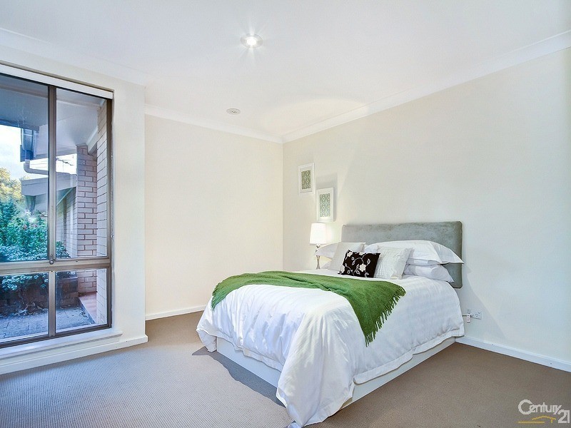 11 Caralue Street, Port Willunga SA 5173