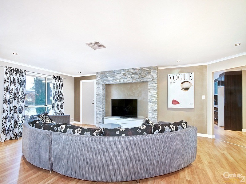 24 Eloise Avenue, Hallett Cove SA 5158