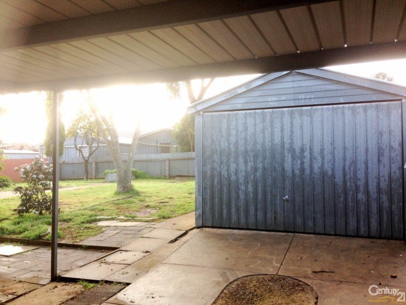 16 Joel Street, Morphett Vale SA 5162