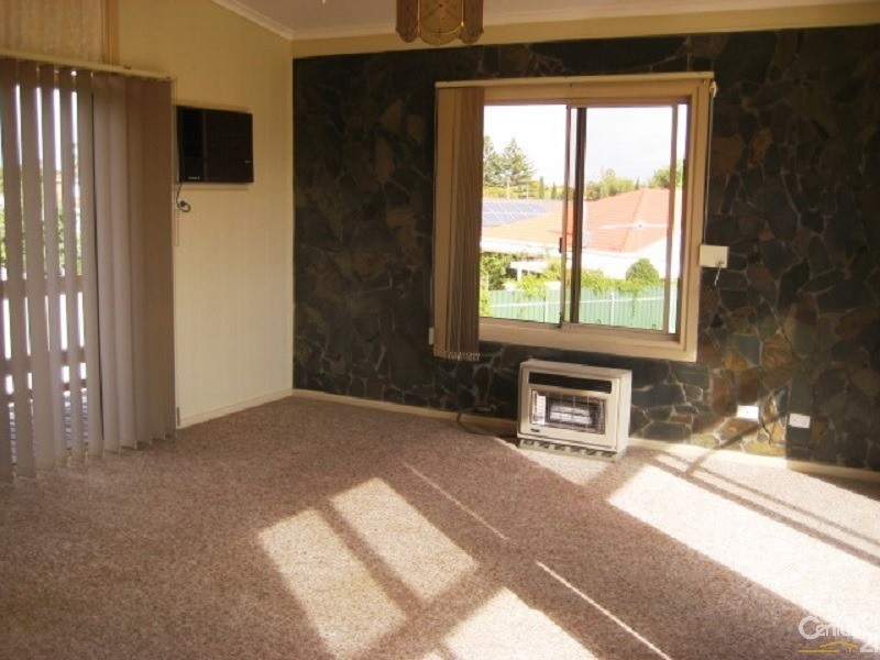 8 Quinliven Road, Aldinga Beach SA 5173