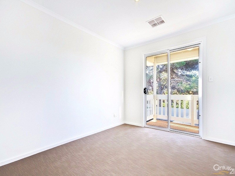 11 Hamilton Road, Aldinga Beach SA 5173