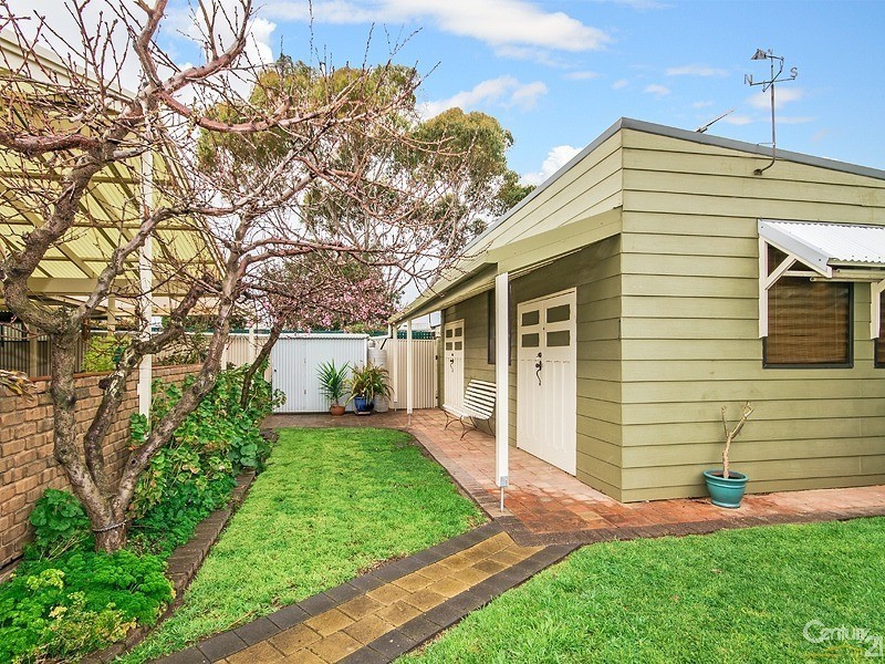 32 Humphrys Road, Aldinga Beach SA 5173