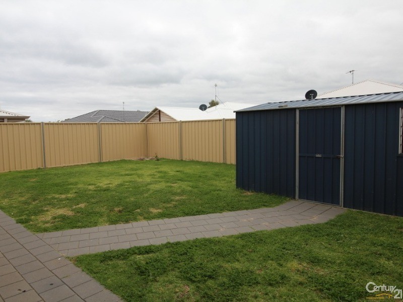 75 Dover Street, Aldinga Beach SA 5173