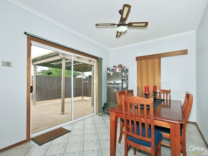 5 Rover Crescent, Port Willunga SA 5173