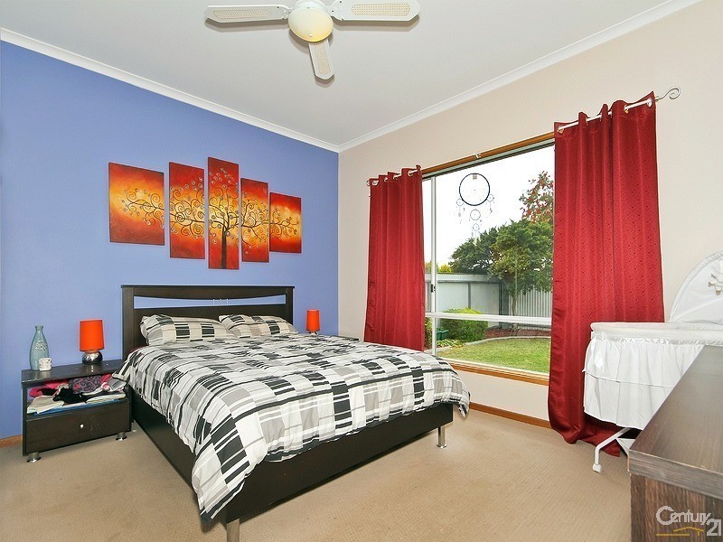 5 Rover Crescent, Port Willunga SA 5173