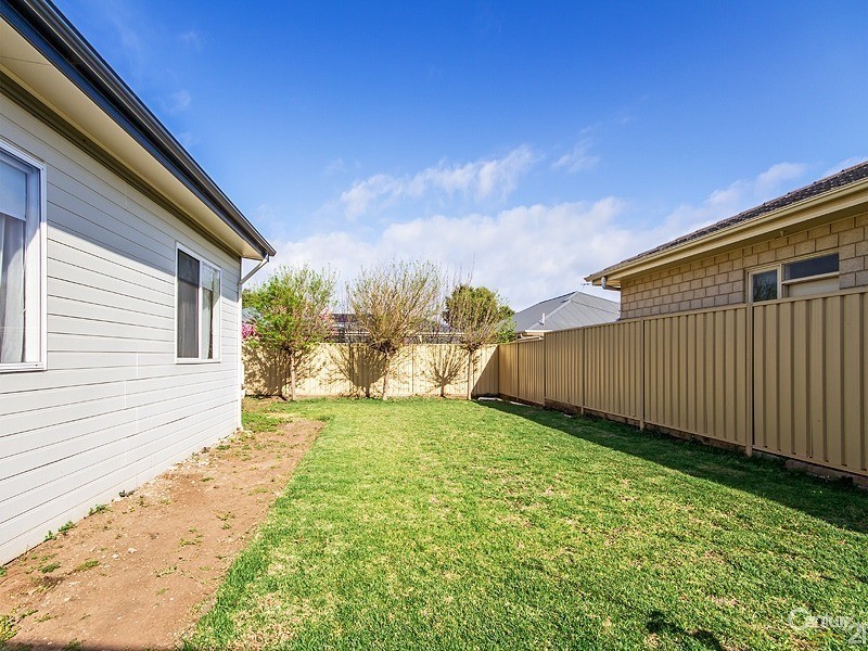 11 Kipsy Street, Aldinga Beach SA 5173