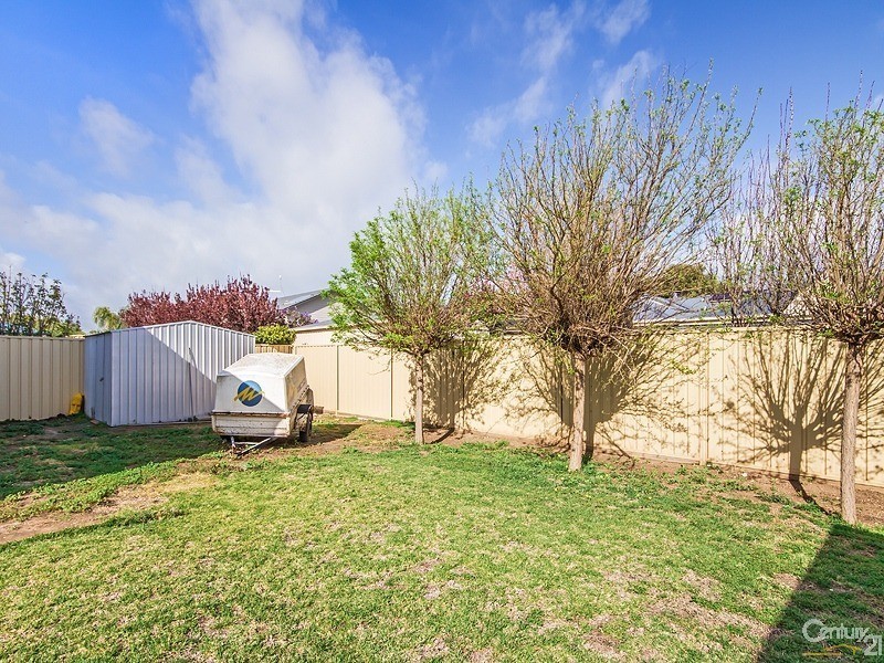 11 Kipsy Street, Aldinga Beach SA 5173