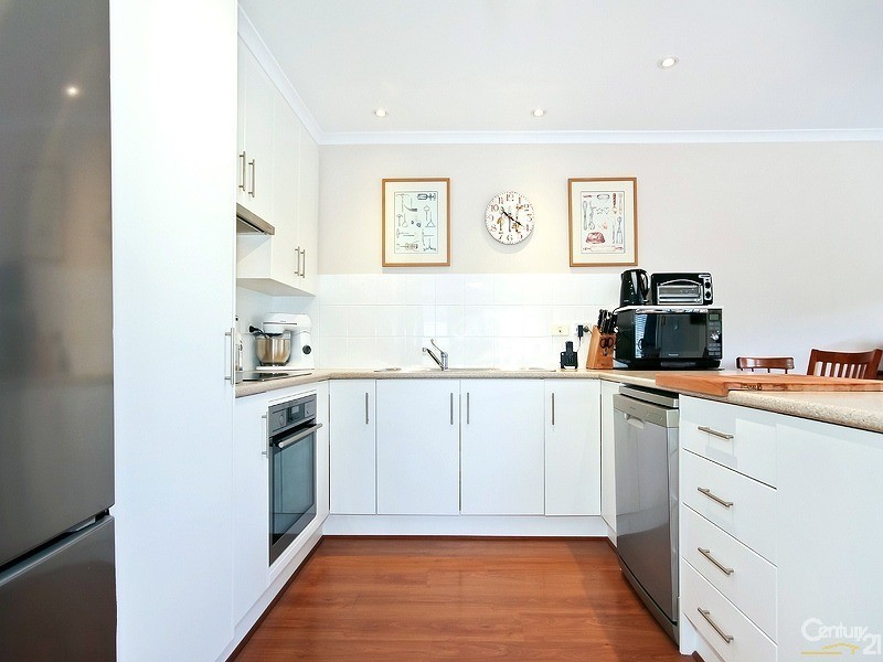 13 Pinkgum Avenue, Aldinga Beach SA 5173