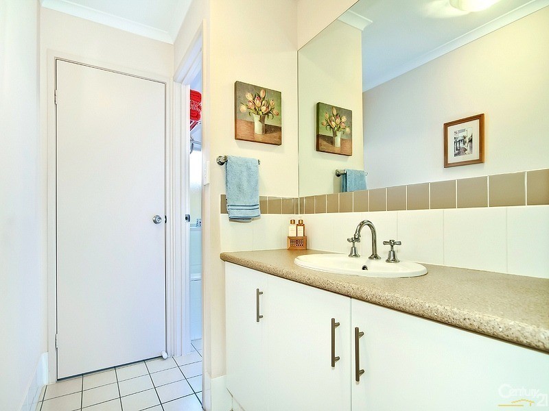 13 Pinkgum Avenue, Aldinga Beach SA 5173