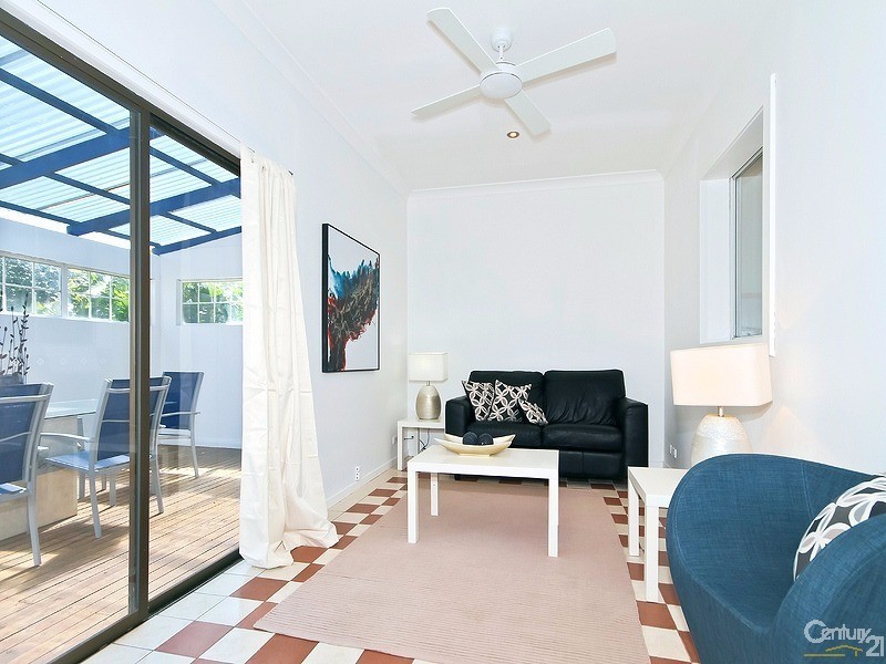 16 Rowley Road, Port Willunga SA 5173