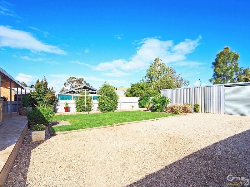 11 Follett Street, Aldinga Beach SA 5173