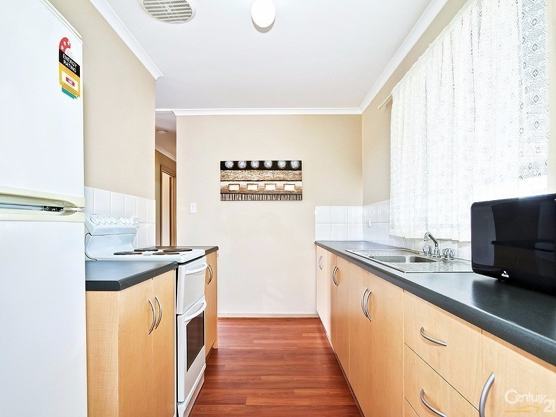 11 Follett Street, Aldinga Beach SA 5173