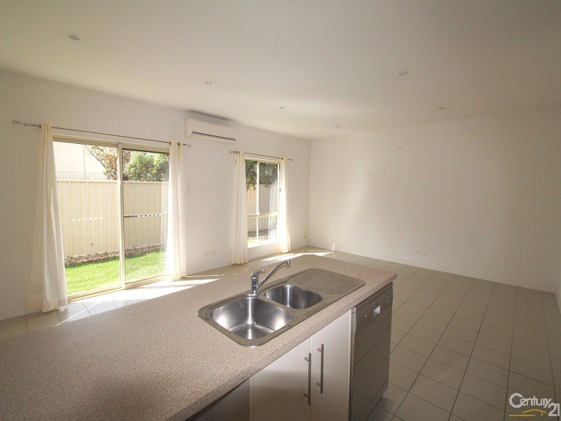 4/16 Whinnerah Avenue, Aldinga Beach SA 5173