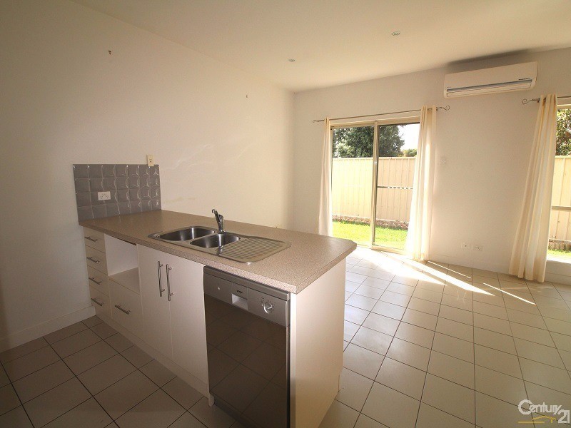 4/16 Whinnerah Avenue, Aldinga Beach SA 5173