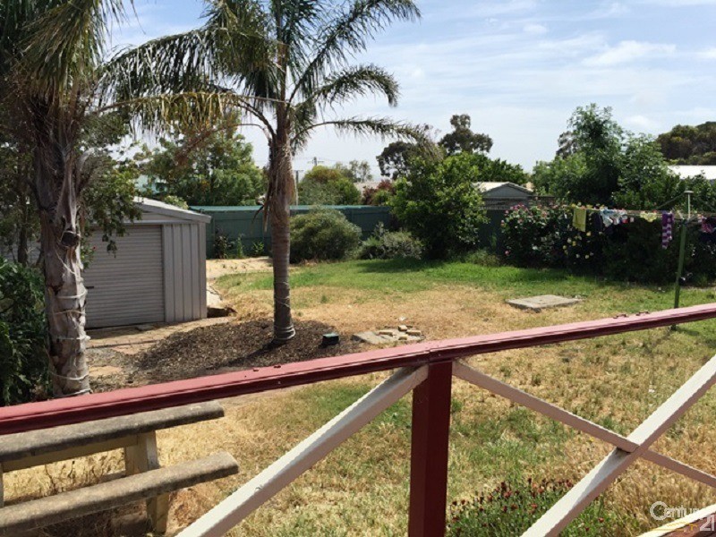 3 Dunrossil Avenue, Sellicks Beach SA 5174