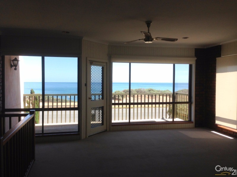 36 Esplanade, Port Willunga SA 5173