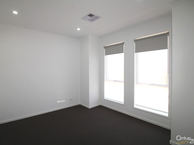 38 Admiral Parade, Seaford Meadows SA 5169